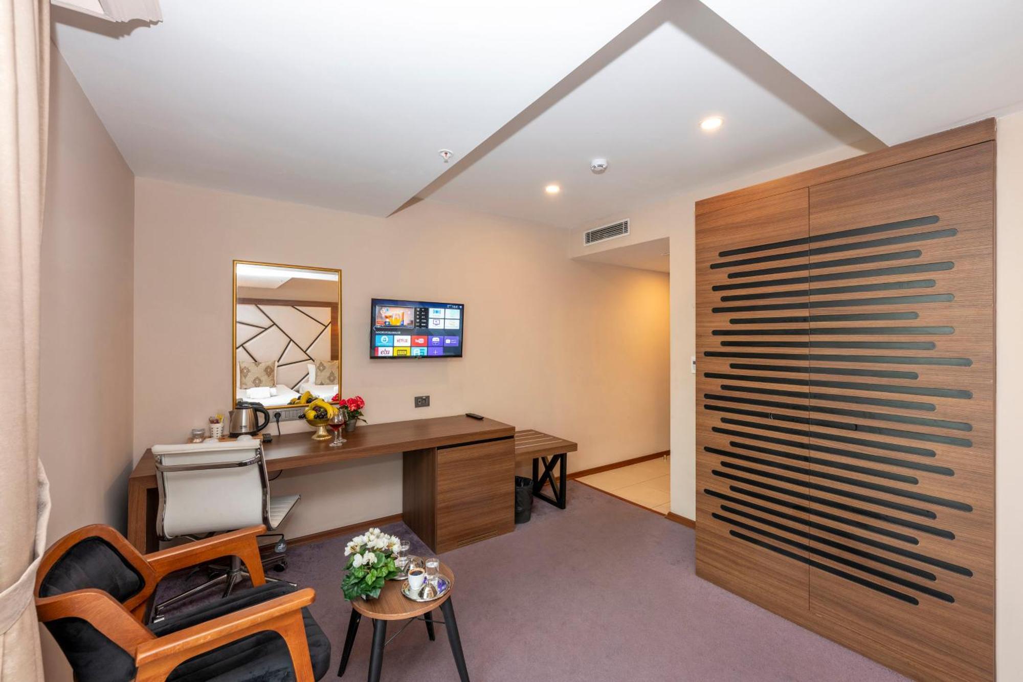 Litros Hotel & Spa Istanbul Bagian luar foto
